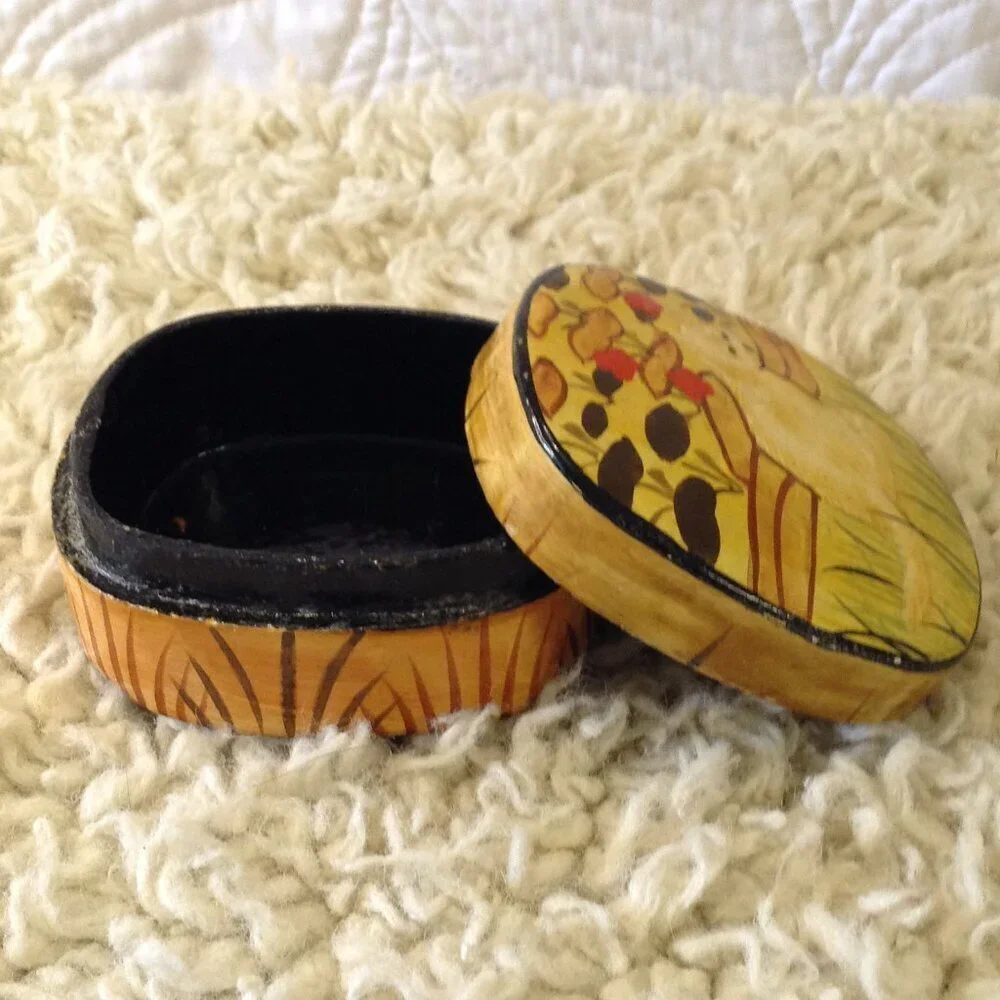 VTG Hand Crafted Wooden/Decorative Trinket Box. Basswood, Cottagecore, Folk Art